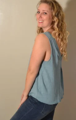 Project Social T See U Double V Textured Tank Arctic Jade