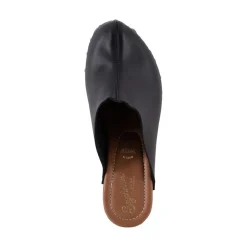 Seychelles Go All Out Black Clog